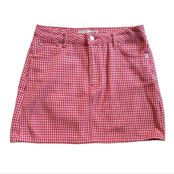 Topshop Dresses & Skirts - TOPSHOP Moto Red Houndstooth Mod Retro Mini Skirt Size 8